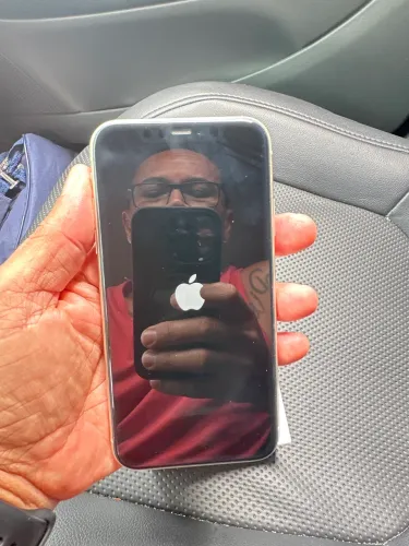 iPhone 11 128 g