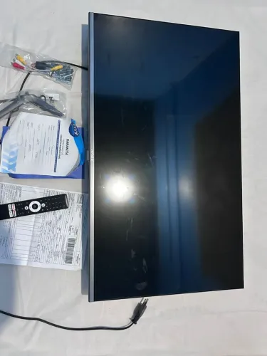 Vendo tv 32 polegadas 10 meses de uso 