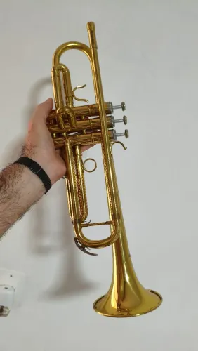 Trompete Ômega