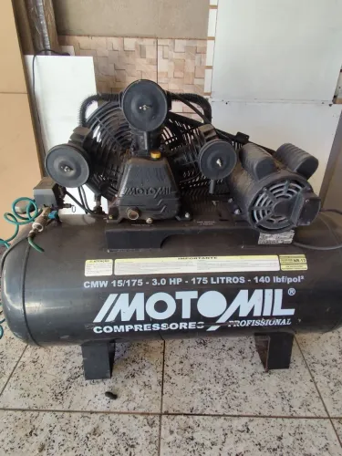 Compressor de Ar Motomil 175 Litros