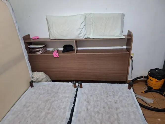 Cama box queen com cabeceira baú