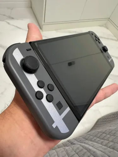 Nintendo Switch OLED 64GB 2 Controles Joy - Versão Cinza