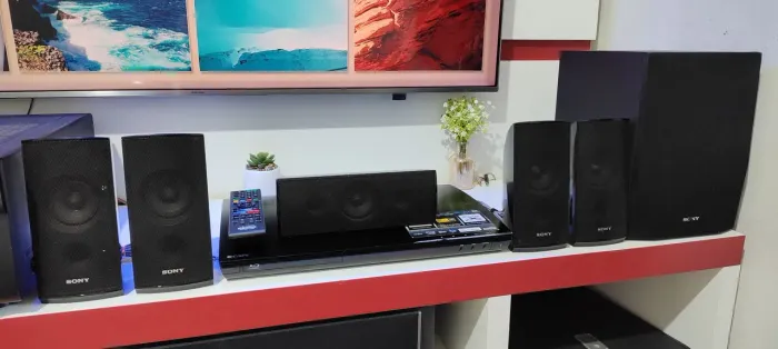 Home Theater BLU RAY Sony/ HDMI ARC 