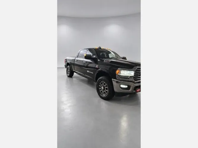 Ram 3500 Limited Longhorn 6.7 TB CD Diesel 2022