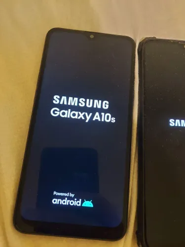 Celular Samsung A10S 32GB 