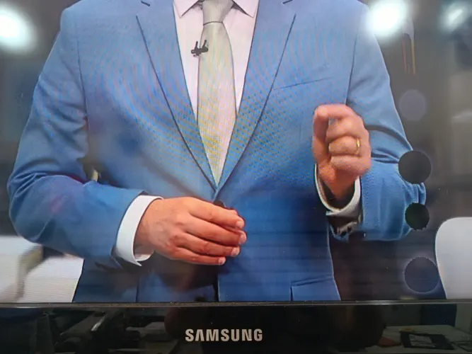 Televisão de 40 polegadas