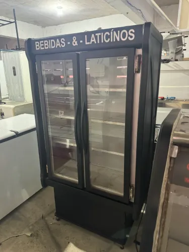Geladeira auto serviço 2 portas placa