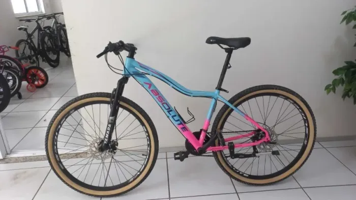 Bicicleta Aro 29 Absolute Hera Feminina Alumínio 21v Freio a Disco Hidráulico Garfo
