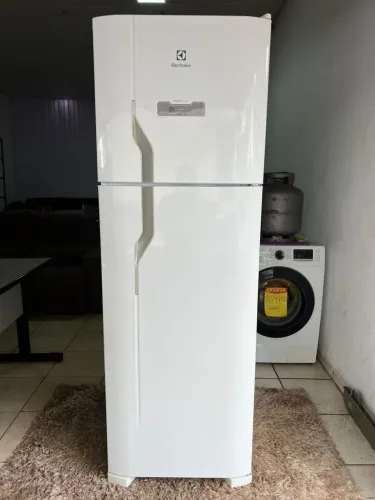 Geladeira Electrolux 371lts Frost Free Em Ótimo Estado - Entrega Grátis