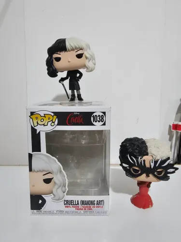 Funko Pop! Disney Cruella #1038 + #1039 - Lote