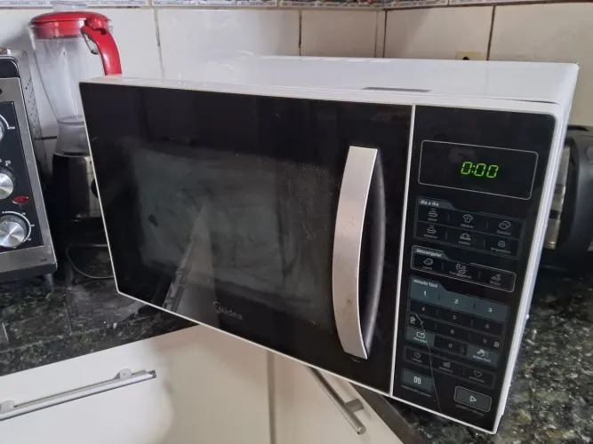 MICROONDAS SEMINOVO MIDEA 35 L ENTREGA INCLUÍDA 