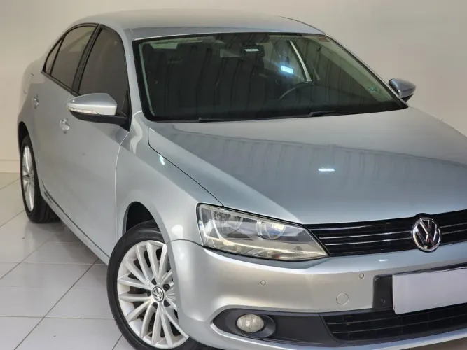 Volkswagen Jetta Comfortline 2.0 T.flex 8V 4P Tipt. 2011