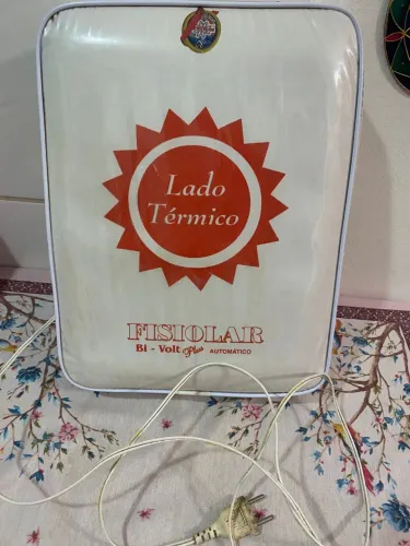 Vendo travesseiro massageador térmico. 