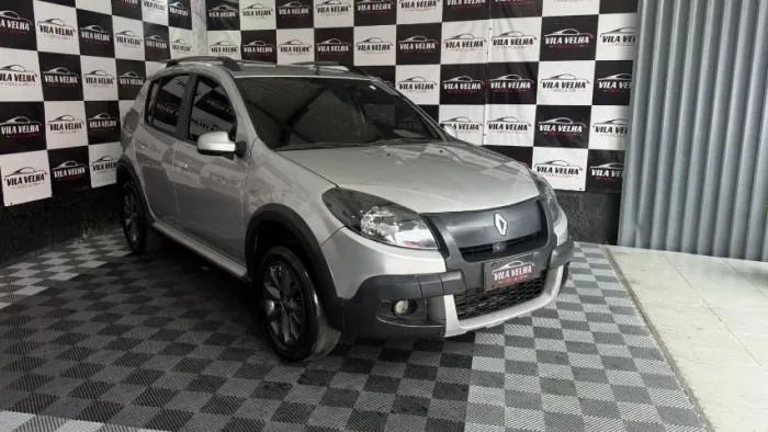 Renault Sandero Stepway Hi-power 1.6 8V 5P 2013