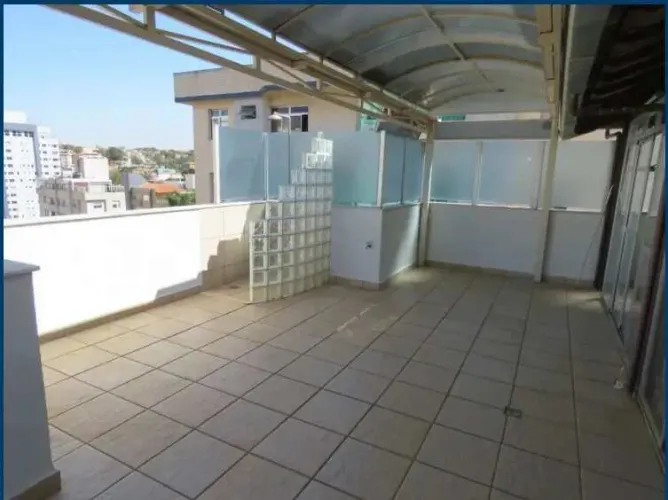 Cobertura 3 quartos para locação no Bairro Buritis