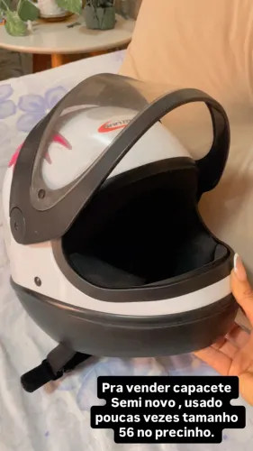 Vendo capacete zero poucas vezes usado , tamanho 56.