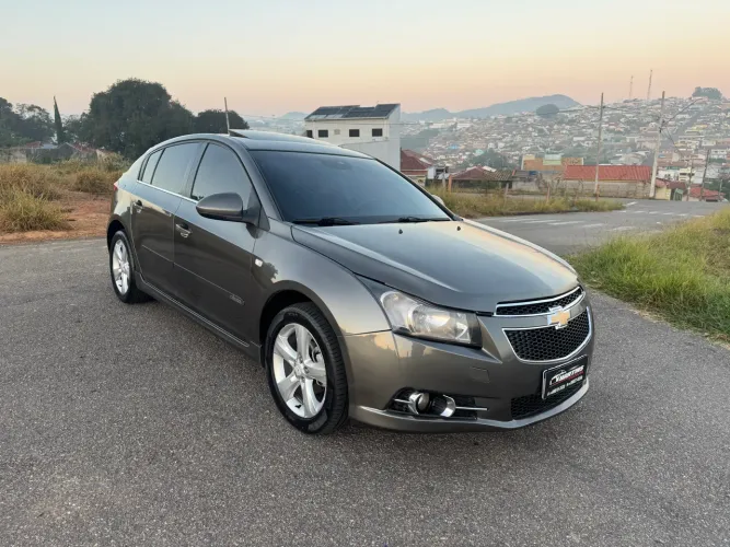 Chevrolet Cruze HB Sport LTZ 1.8 16V Flexp. 5P AUT 2014