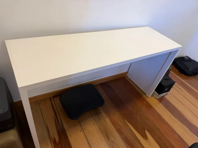 Mesa de estudo/trabalho