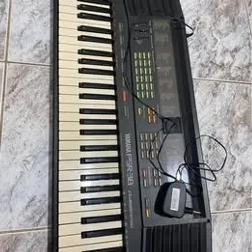 ? Teclado Yamaha PSR-38 61 Teclas - Para Conserto