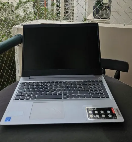 VENDO NOTEBOOK LENOVO