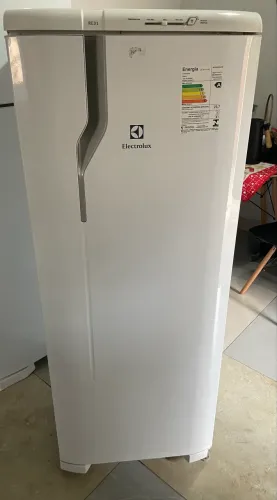 Geladeira Eletrolux (entrego )