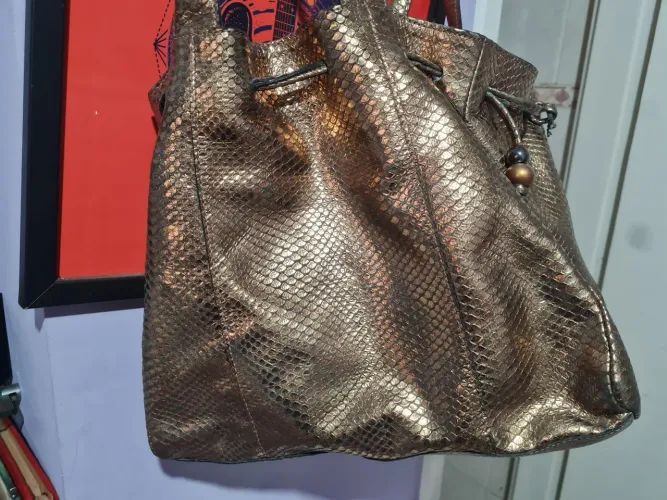 Bolsa Corello couro legítimo sem uso 