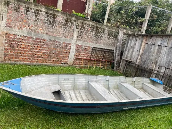 ?Conjunto Barco 5,90 + Carretinha/ Ótimo Estado?
