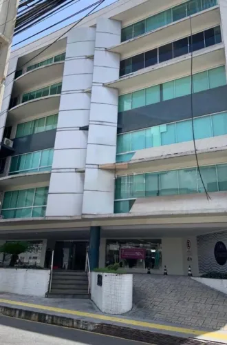 Vendo excelente sala comercial no Bolonha