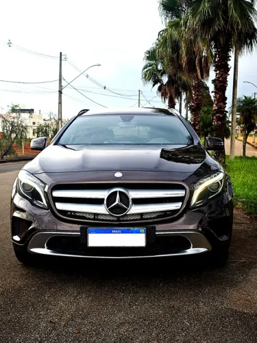 Mercedes-Benz GLA 250 Vision 2.0 TB 16V 211cv Aut. 2015