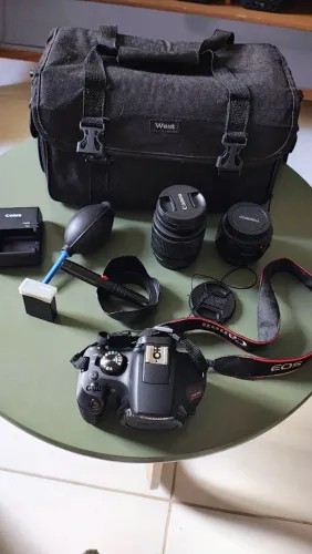 Canon Rebel T6 - Com bolsa de transporte, duas lentes - 18-55 e 50m completa
