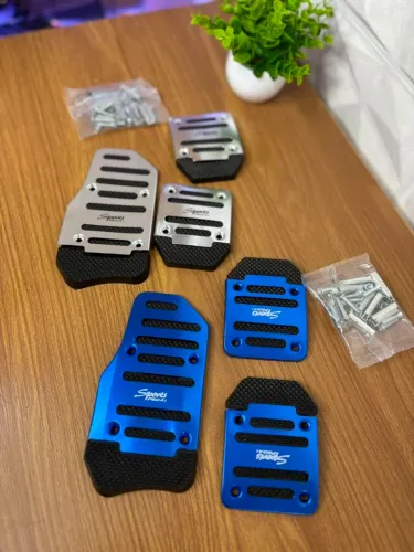 Capa para pedal de carro universal