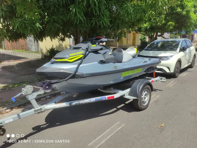JET SKI Sea-Doo 325, rebok em aço galvanizado.