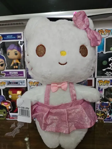 Pelúcia Hello Kitty vestidinho rosa