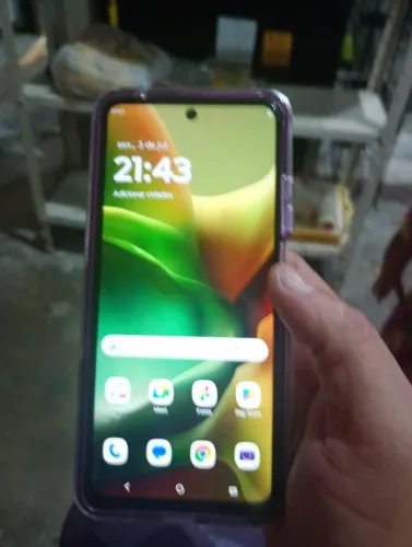 Vendo celular moto g 256 GB de memória e 4 de ram