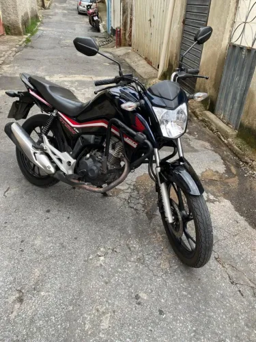 Vendo moto titan 160