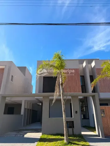 Casa Quadra Mar nos Açores com 3 Quartos sendo 1 Suíte 125m² Privativos Acabamento Classe