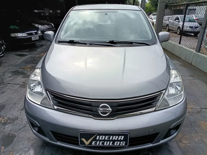 Nissan Tiida S 1.8/1.8 Flex 16V Mec. 2012