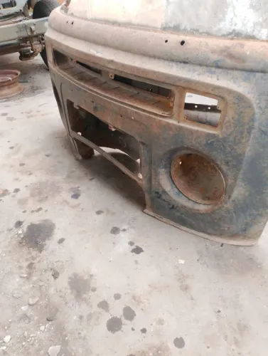 Frente da kombi ano 80 completa