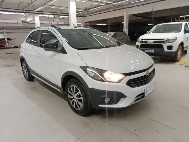 Chevrolet Onix ACTIV 1.4 8V FLEX MEC. 4P 2018