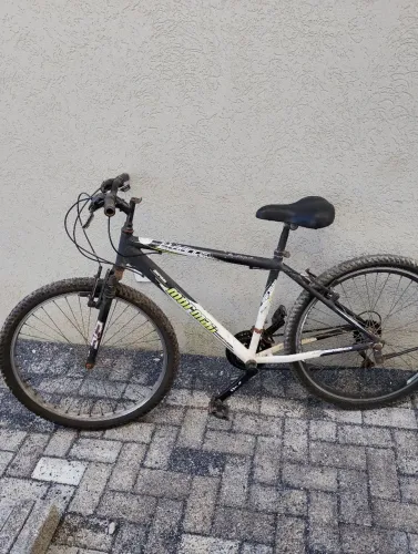 Bicicleta aro 26 