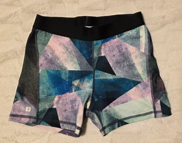 Vendo short de academia/caminhada