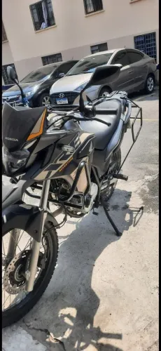 Honda XRE 300 Adventure 2023 | Único Dono | 3.899 km