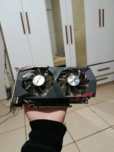 Placa de Vídeo GTX 1050Ti 4gb Dual Fan Afox