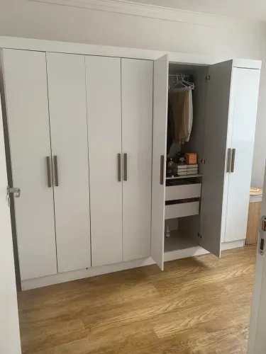 Guarda Roupa