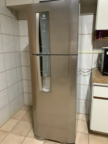 Geladeira inox duas portas