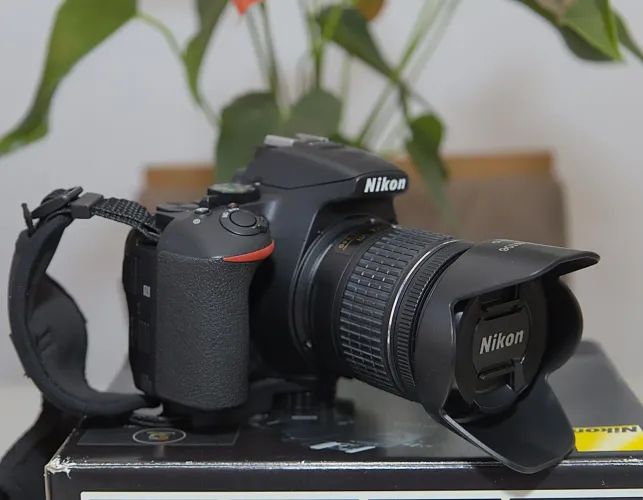 CAMERA NIKON D5600