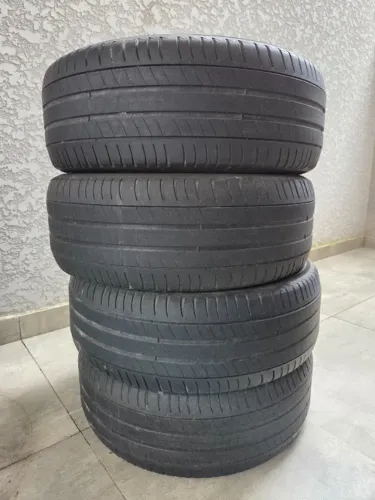 4 Pneus usados