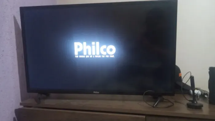 TV PHILCO 750,00 RETIRAR OU ENTREGO ESTACÃO METRO