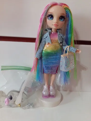 Rainbow high amaya slime