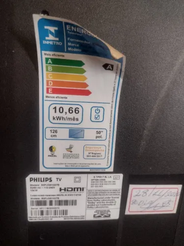 Tv Philco pra tirar peças tá funcionando tela quebradas 